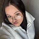 Знакомства: Тятьяна, 19 лет, Новокузнецк