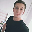 Знакомства: Валерий, 29 лет, Сарапул