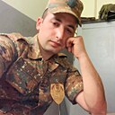 Знакомства: Taron, 27 лет, Ванадзор