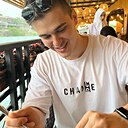 Знакомства: Андрей, 24 года, Калининград