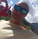 Знакомства: Антон, 37 лет, Адлер