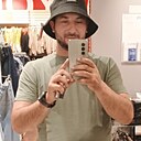 Знакомства: Леон, 38 лет, Бронницы