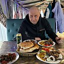 Знакомства: Павел, 38 лет, Новобурейский