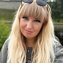 Знакомства: Вика, 38 лет, Псков