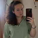 Знакомства: Юля, 20 лет, Серов