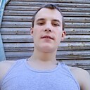 Знакомства: Денис, 26 лет, Вельск