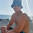 Знакомства: Артём, 41 год, Ачинск