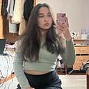 Знакомства: Ксения, 20 лет, Невьянск