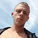 Знакомства: Женя, 21 год, Артем