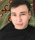 Знакомства: Макс, 32 года, Арысь
