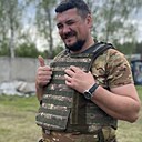 Знакомства: Макс, 34 года, Чугуев