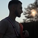 Знакомства: Намиг, 24 года, Волхов