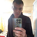 Знакомства: Валерий, 40 лет, Астрахань