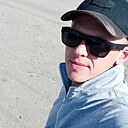 Знакомства: Максим, 41 год, Ульяновск