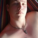 Знакомства: Данил, 22 года, Искитим