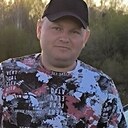 Знакомства: Игорь, 35 лет, Белово