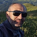 Знакомства: Гио, 41 год, Батуми