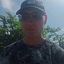 Знакомства: Илья, 22 года, Давид-Городок