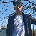 Знакомства: Виктор, 41 год, Брянск