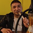 Знакомства: Рустам, 36 лет, Салехард