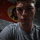 Знакомства: Георгий, 18 лет, Москва