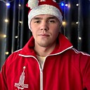 Знакомства: Андрей, 31 год, Снежное