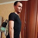 Знакомства: Толик, 28 лет, Таганрог