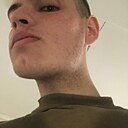 Знакомства: Максим, 21 год, Чехов