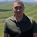 Знакомства: Илья, 32 года, Нерюнгри