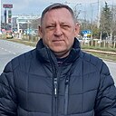 Знакомства: Олег, 49 лет, Марганец