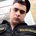 Знакомства: Руслан, 20 лет, Луга