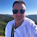 Знакомства: Виталий, 44 года, Губкинский