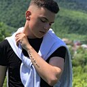 Знакомства: Марк, 26 лет, Невинномысск