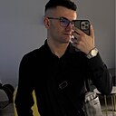 Знакомства: Артём, 23 года, Москва