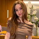 Знакомства: Кристина, 20 лет, Рубцовск