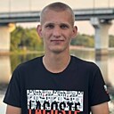 Знакомства: Максим Шелест, 22 года, Пинск