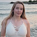 Знакомства: Милана, 19 лет, Саратов