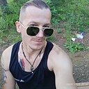 Знакомства: Александр, 32 года, Братск