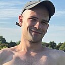 Знакомства: Максим, 20 лет, Котовск