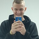 Знакомства: Макс, 20 лет, Москва