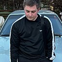 Знакомства: Максим, 23 года, Керчь