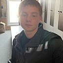 Знакомства: Konstantin, 21 год, Уренгой