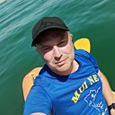 Знакомства: Антон, 37 лет, Москва