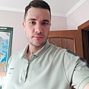 Знакомства: Илья, 30 лет, Уссурийск