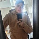 Знакомства: Кирилл, 23 года, Нижневартовск