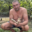 Знакомства: Макс, 32 года, Горловка