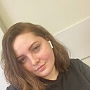 Знакомства: Полина, 23 года, Салехард