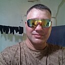 Знакомства: Богдан, 44 года, Домбаровский