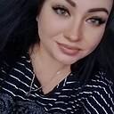 Знакомства: Karaeva, 32 года, Алматы