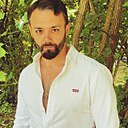 Знакомства: Александр, 33 года, Новомосковск
